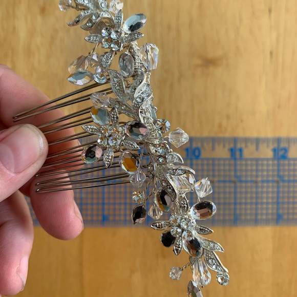 Bridal formal fantasy crystal hair comb - Picture 3 of 4